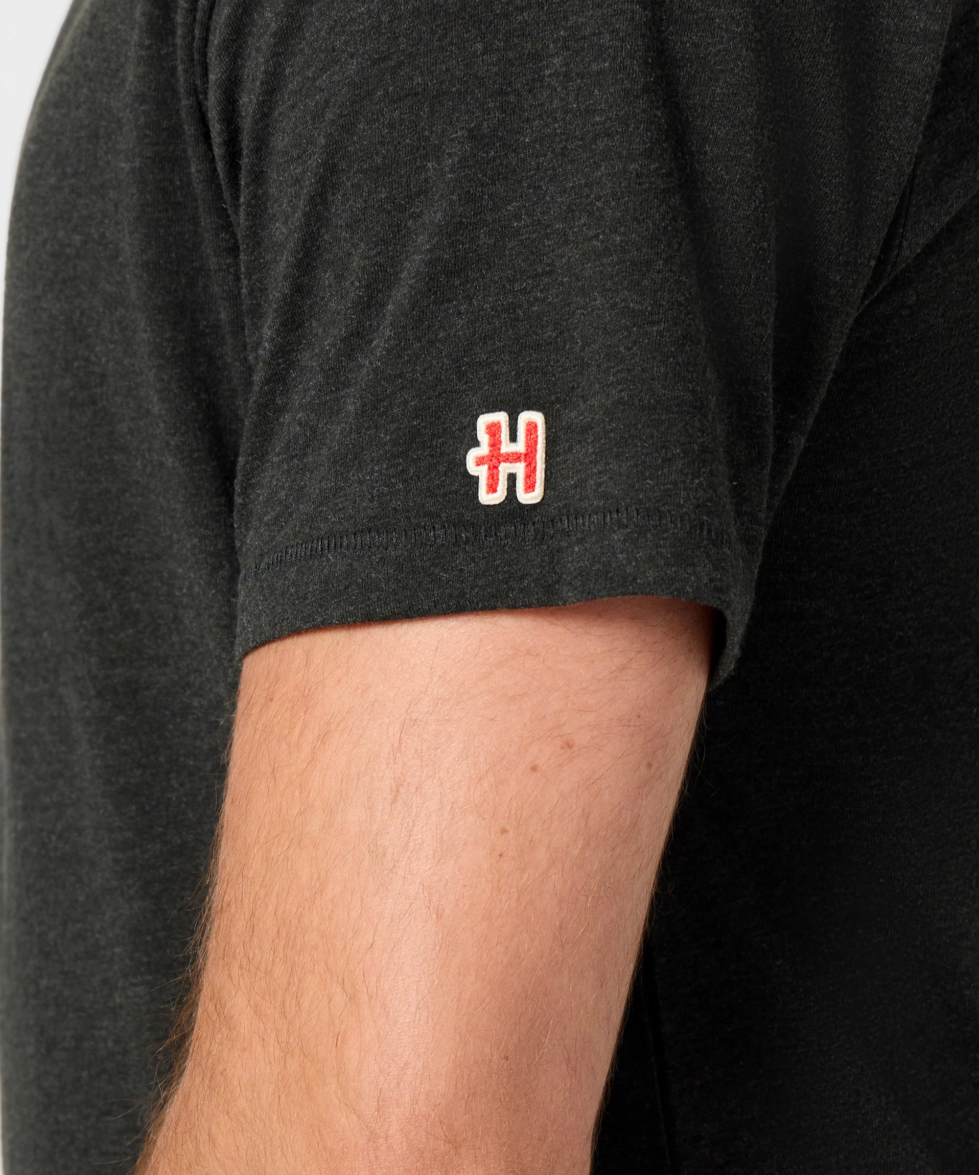 Legends Never Die - Image 5